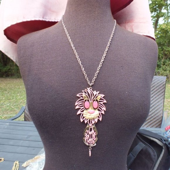 Large Pink Color Lion Pendant, Alloy with Moving Eyes, Signed Alan Jewelry - Picture 2 of 7